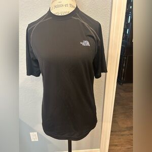 Men’s Northface Shirt
